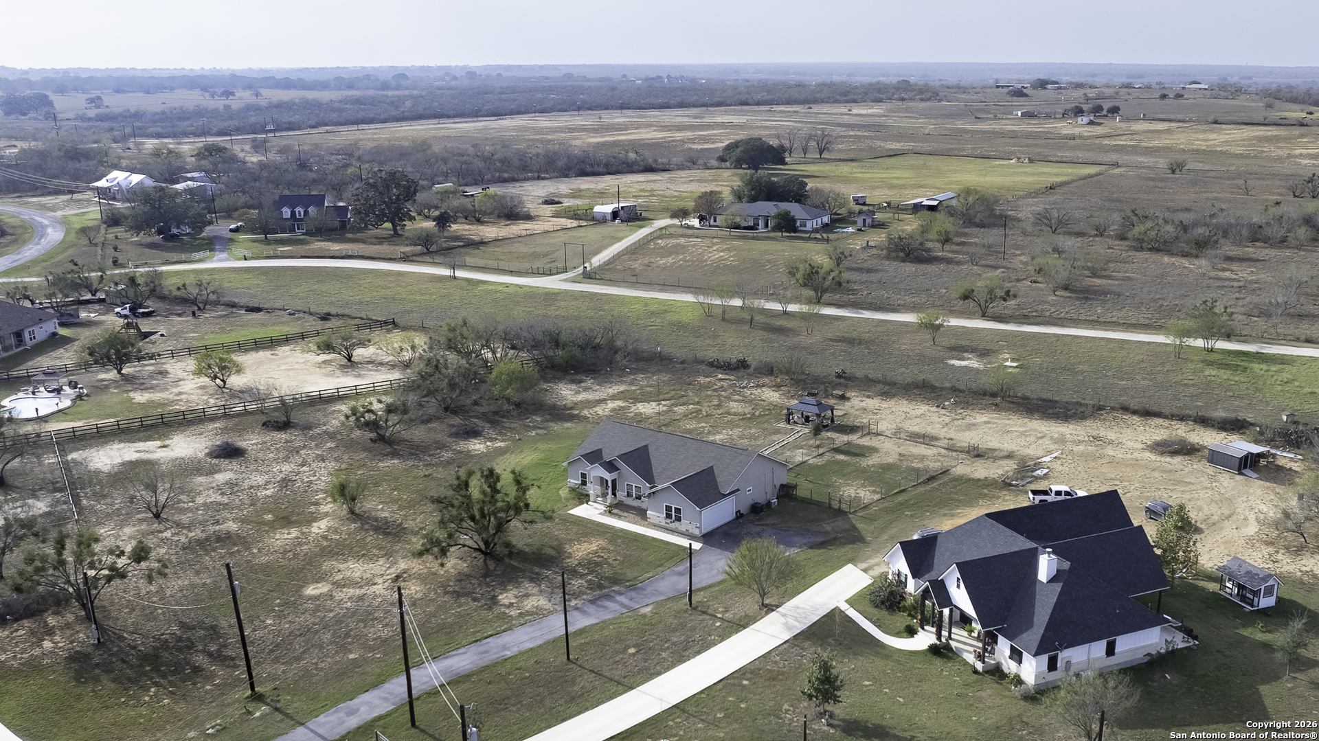 105 Hidden Haven Floresville TX 78114