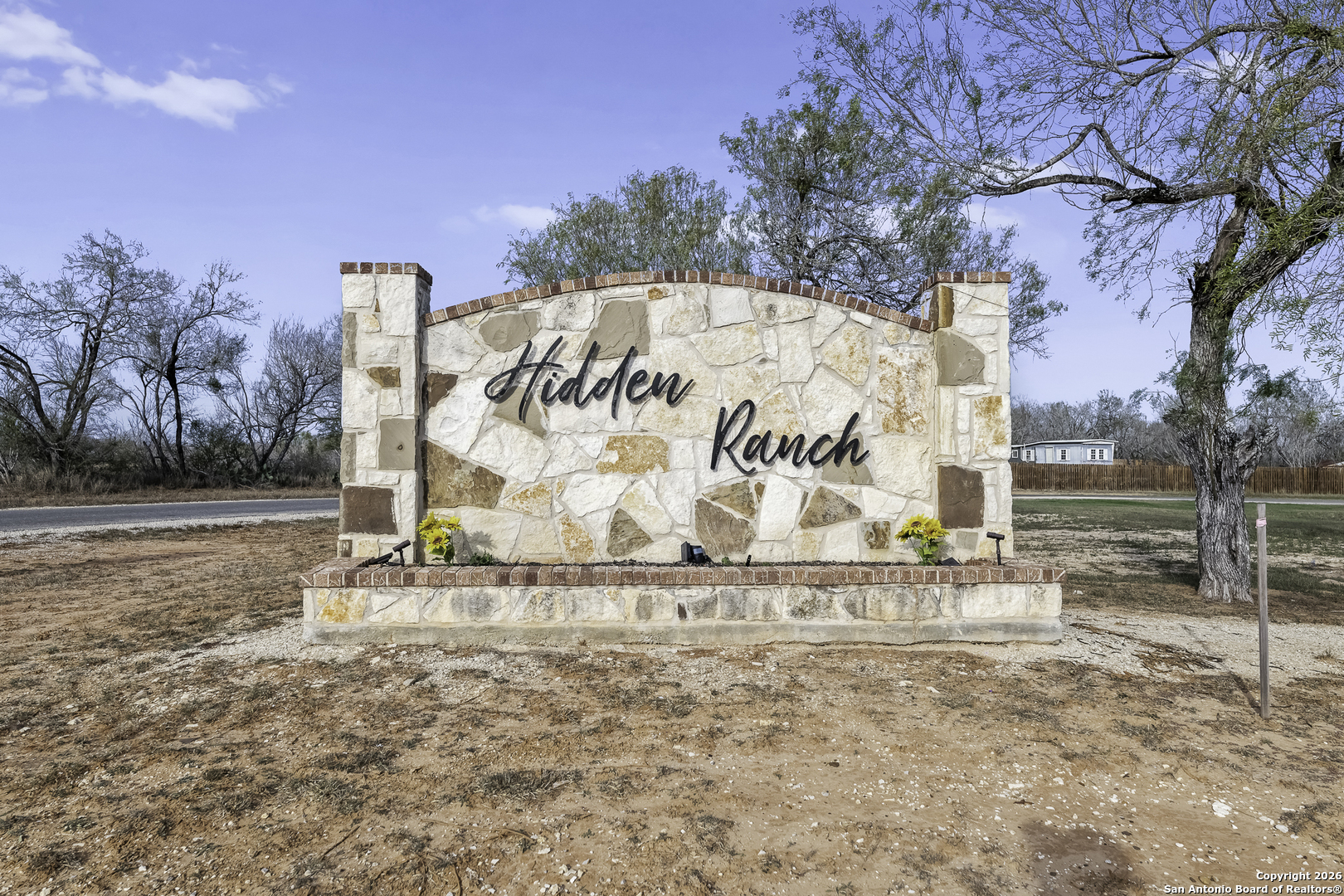 105 Hidden Haven Floresville TX 78114