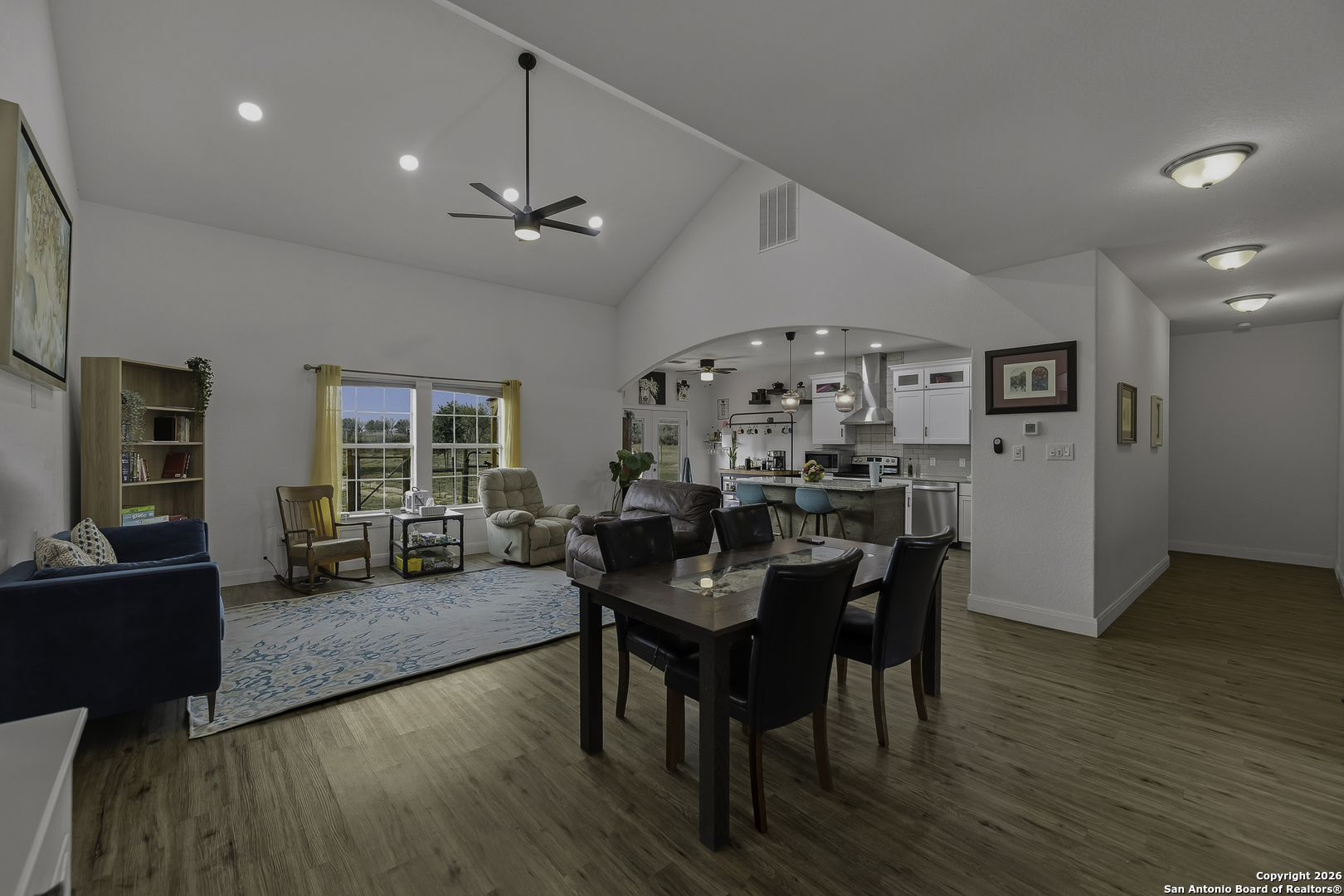 105 Hidden Haven Floresville TX 78114