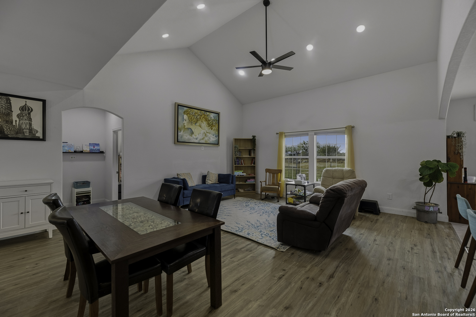 105 Hidden Haven Floresville TX 78114