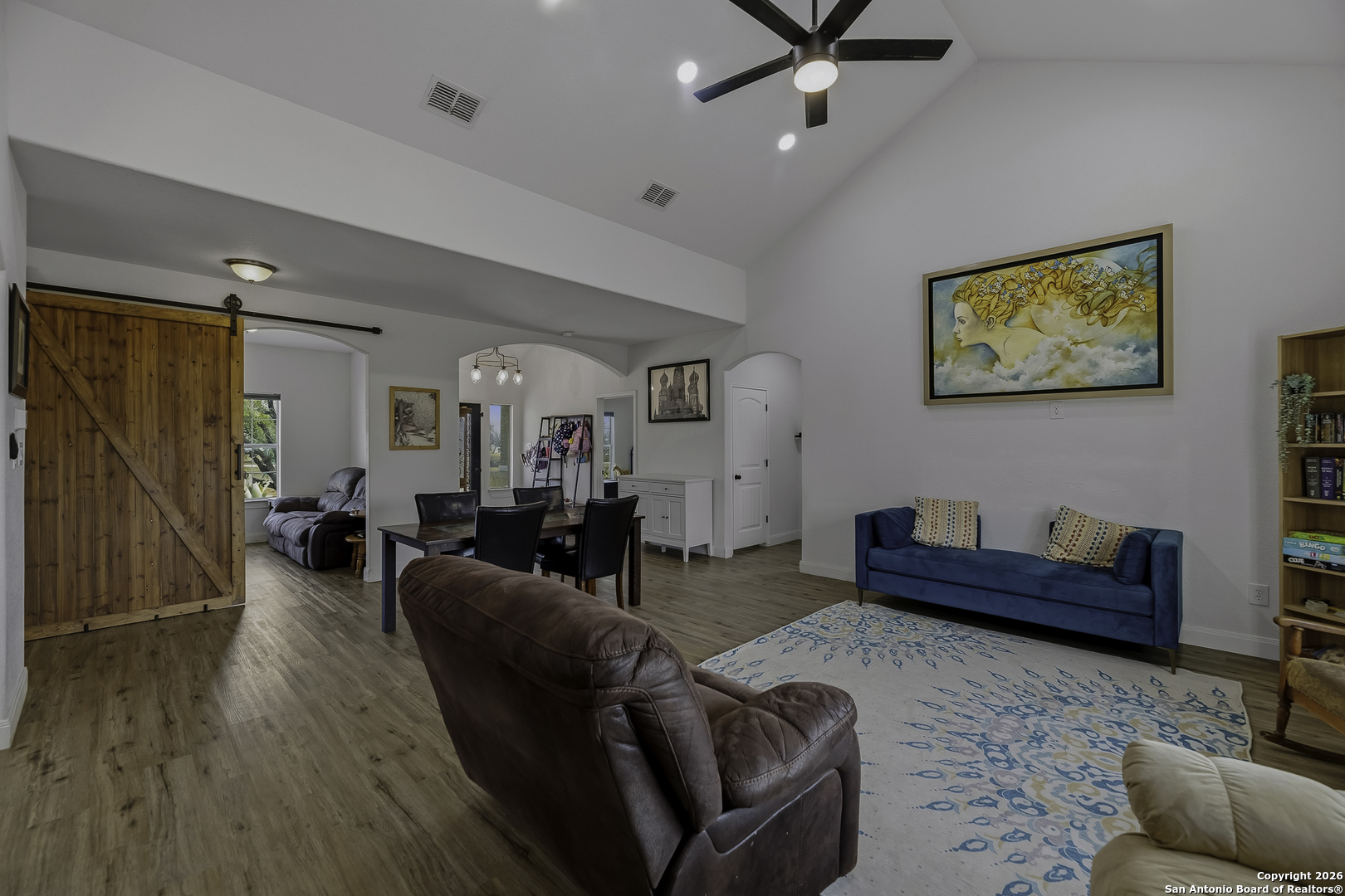 105 Hidden Haven Floresville TX 78114