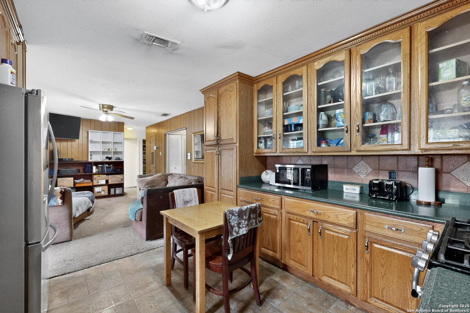5215 Village Row San Antonio TX 78218