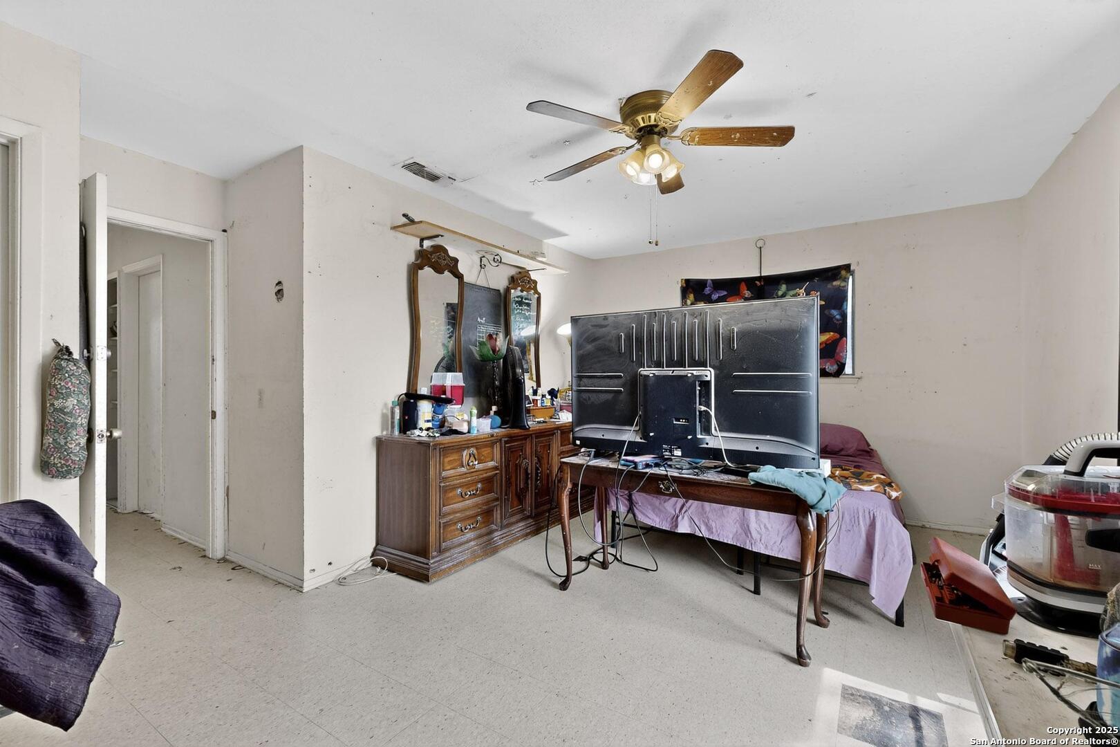 5215 Village Row San Antonio TX 78218