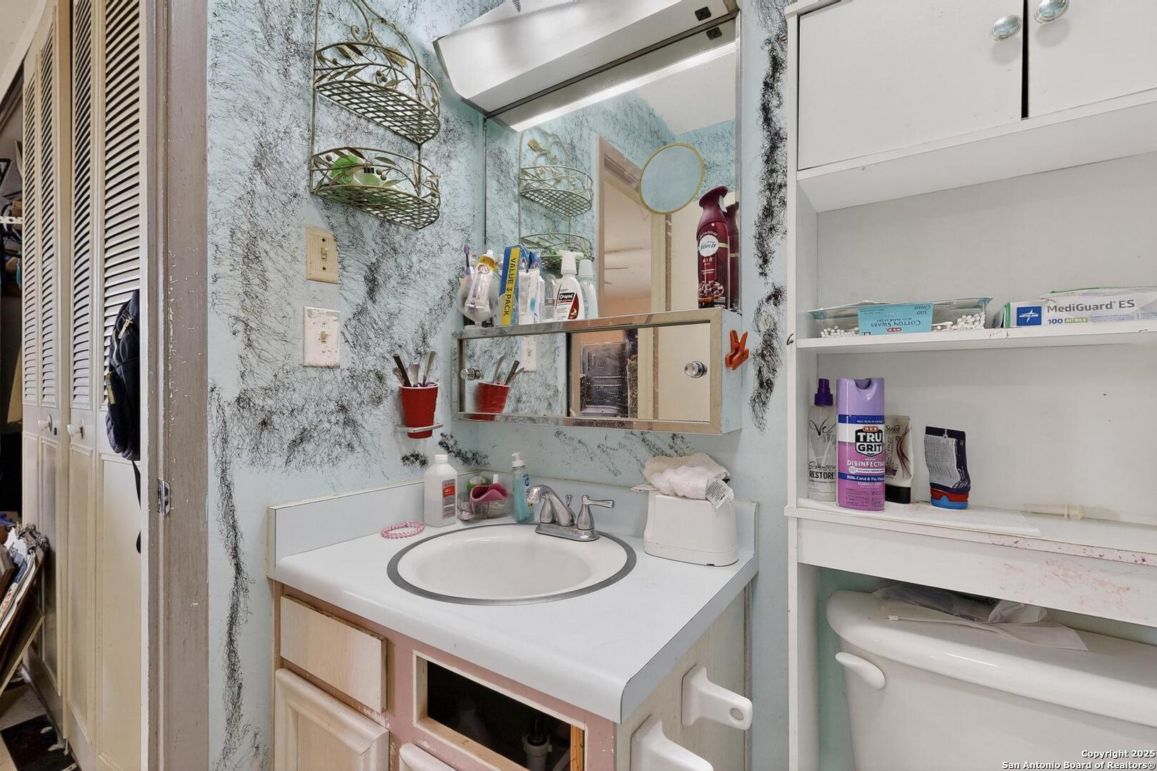 5215 Village Row San Antonio TX 78218