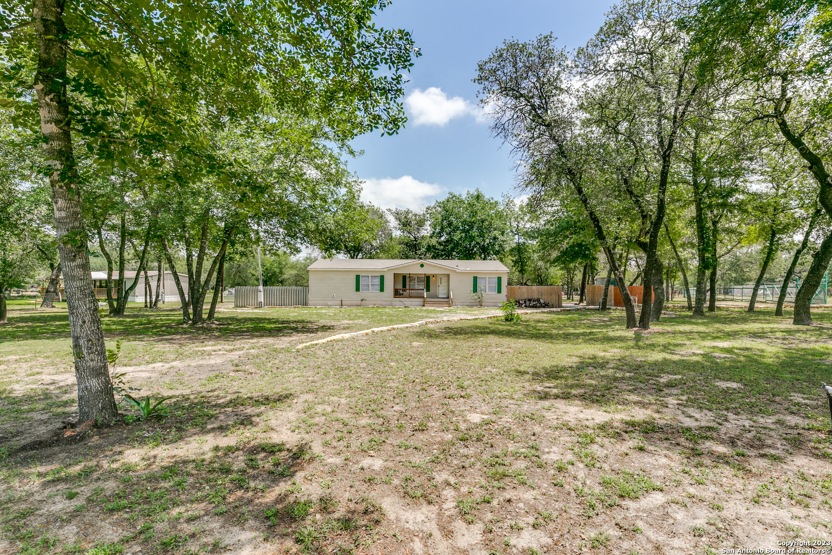 1904 Hickory Way San Antonio TX 78264