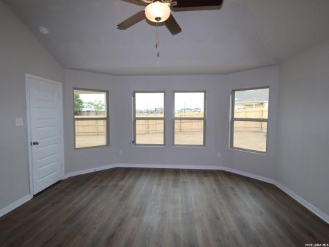 4819 Maiz Valley San Antonio TX 78222