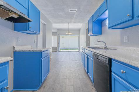 9604 Fountain San Antonio TX 78250