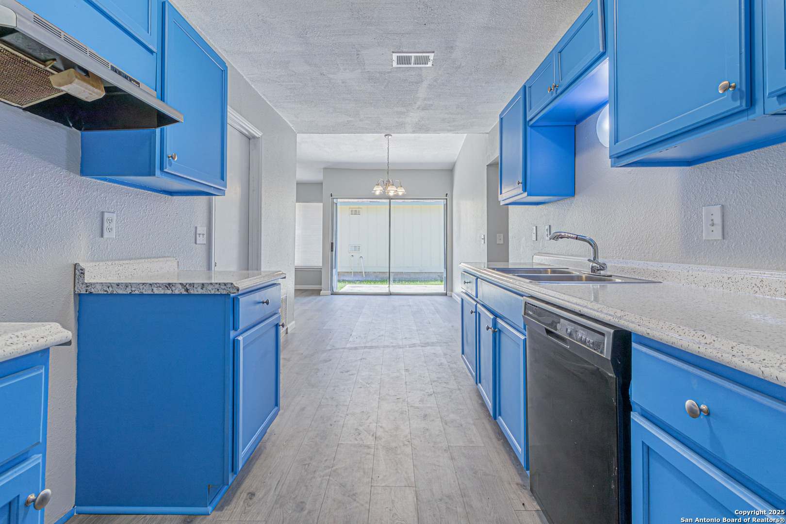 9604 Fountain San Antonio TX 78250