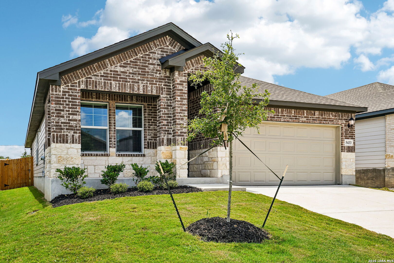 5433 Wrangler Way Marion TX 78124