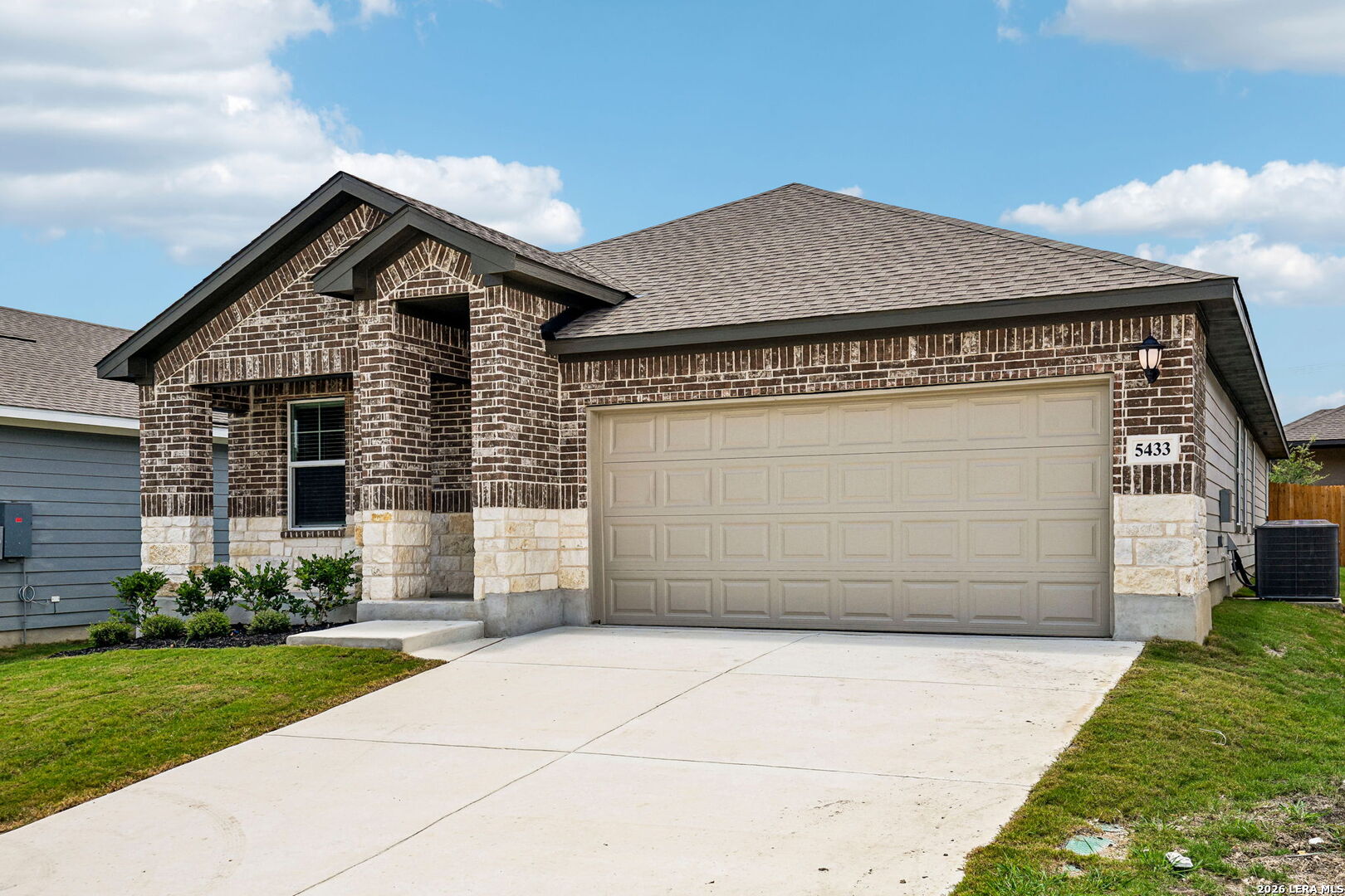 5433 Wrangler Way Marion TX 78124