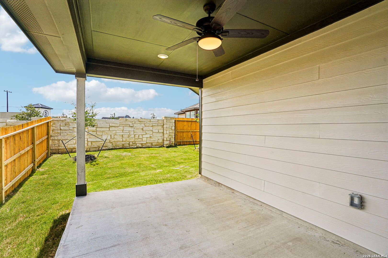 5433 Wrangler Way Marion TX 78124