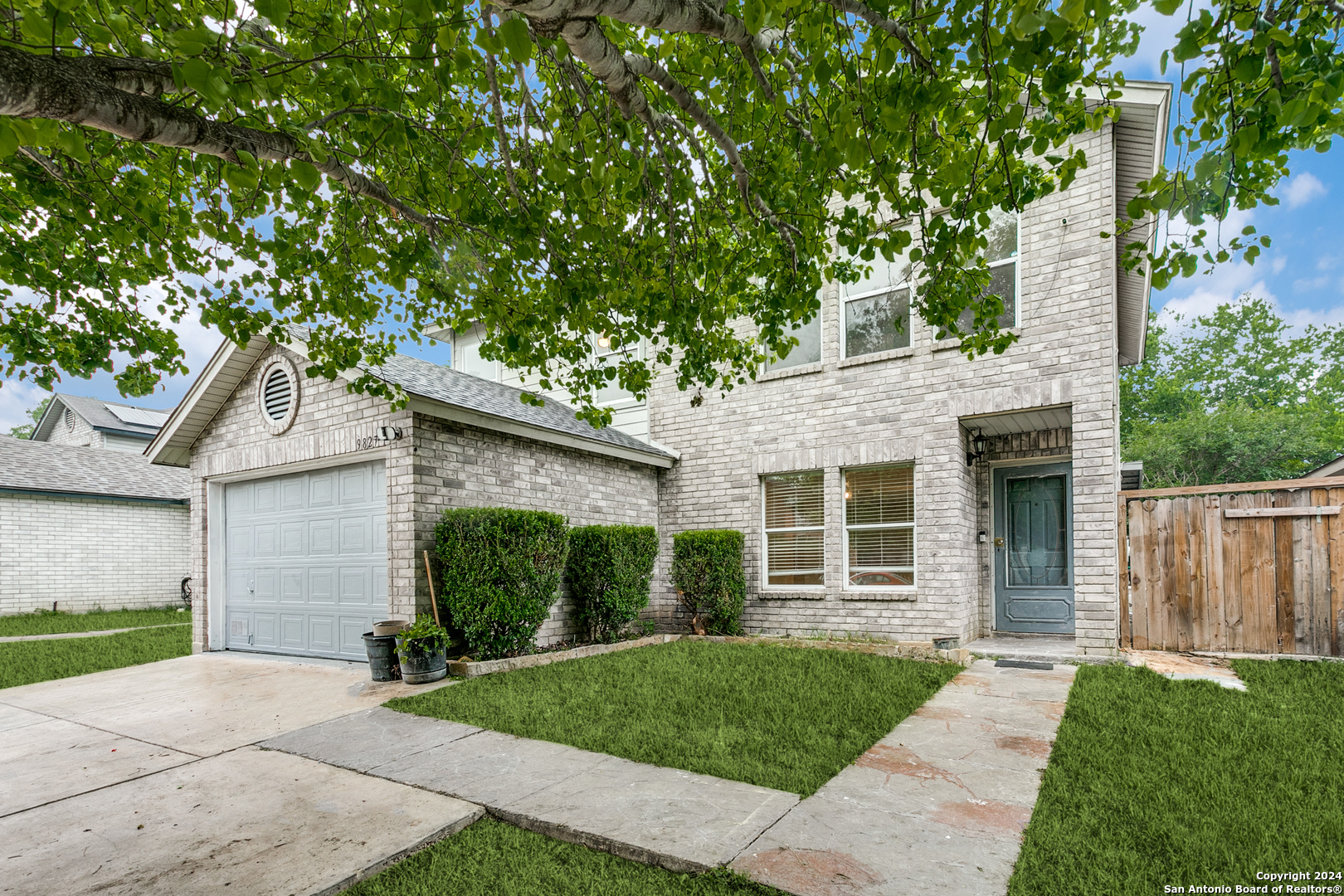 9827 Highland Creek San Antonio TX 78245