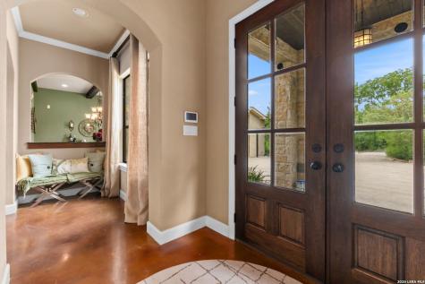 17203 Clovis Helotes TX 78023