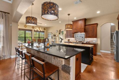 17203 Clovis Helotes TX 78023