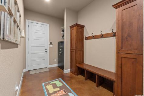 17203 Clovis Helotes TX 78023
