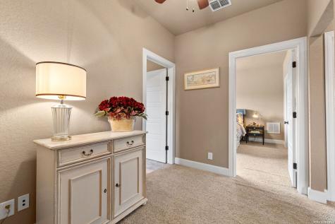 17203 Clovis Helotes TX 78023