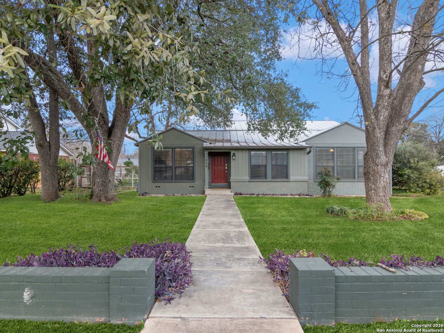 1939 E Lawndale Drive San Antonio TX 78209