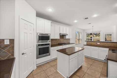 25439 Bunker Drive San Antonio TX 78260