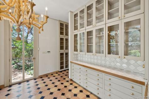 424 Ivy San Antonio TX 78209