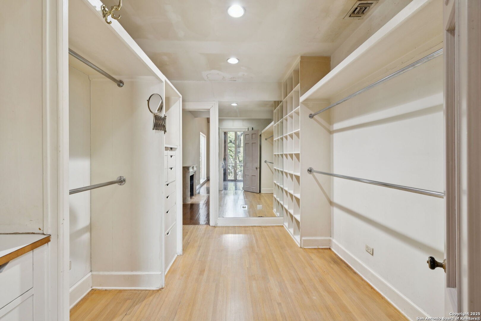 424 Ivy San Antonio TX 78209