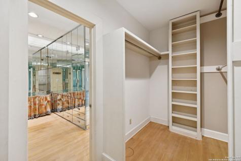 424 Ivy San Antonio TX 78209