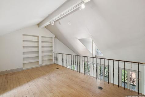 424 Ivy San Antonio TX 78209