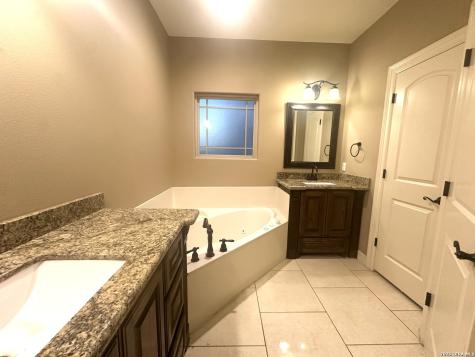 1503 Lewis Kingsville TX 78363