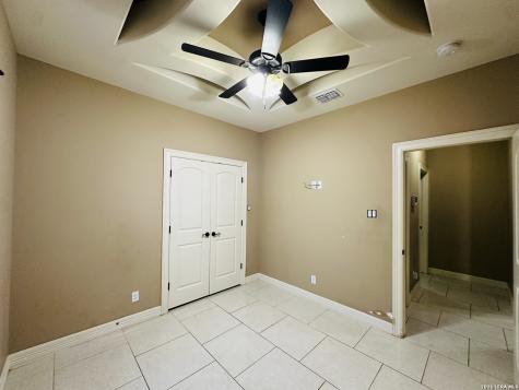 1503 Lewis Kingsville TX 78363
