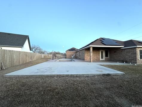 1503 Lewis Kingsville TX 78363