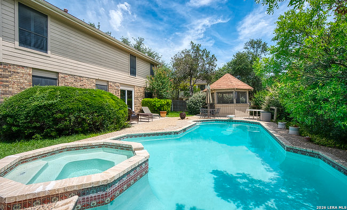 16018 Alsace San Antonio TX 78232