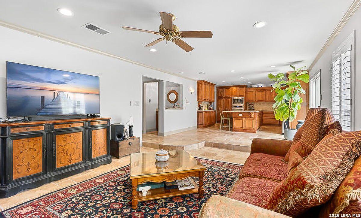 16018 Alsace San Antonio TX 78232