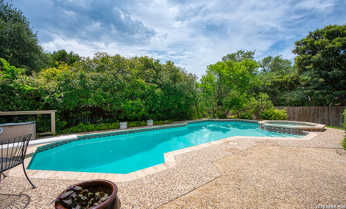16018 Alsace San Antonio TX 78232