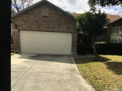 7915 Parkland Green Drive San Antonio TX 78240