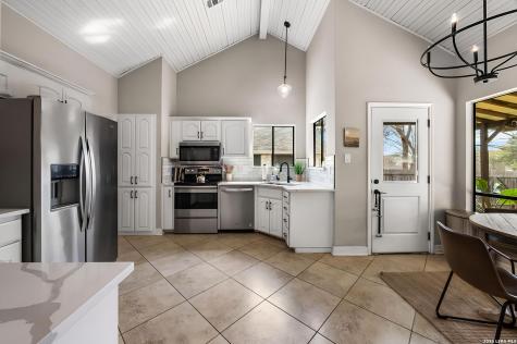 2330 Encino Point San Antonio TX 78259