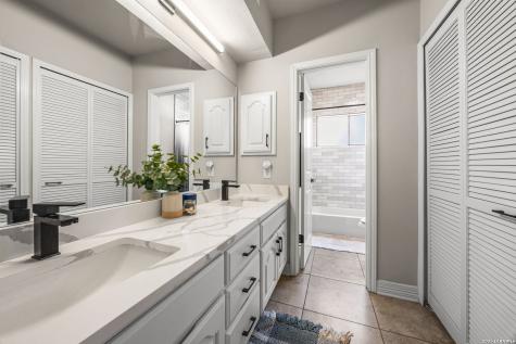 2330 Encino Point San Antonio TX 78259