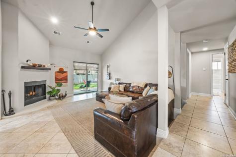 2330 Encino Point San Antonio TX 78259