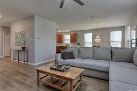 8419 Fortuna Valley San Antonio TX 78252