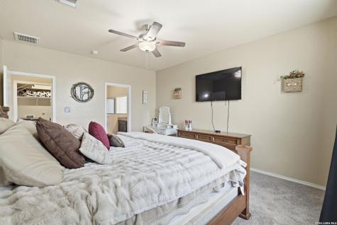 10232 Colonel Ridge Schertz TX 78154