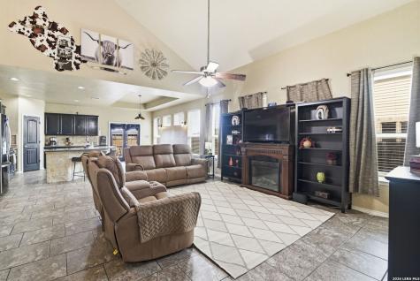 10232 Colonel Ridge Schertz TX 78154