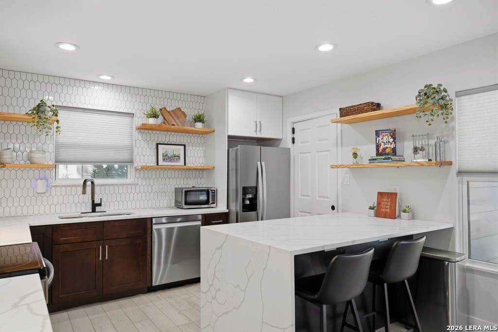 275 E Fair Oaks Place Alamo Heights TX 78209