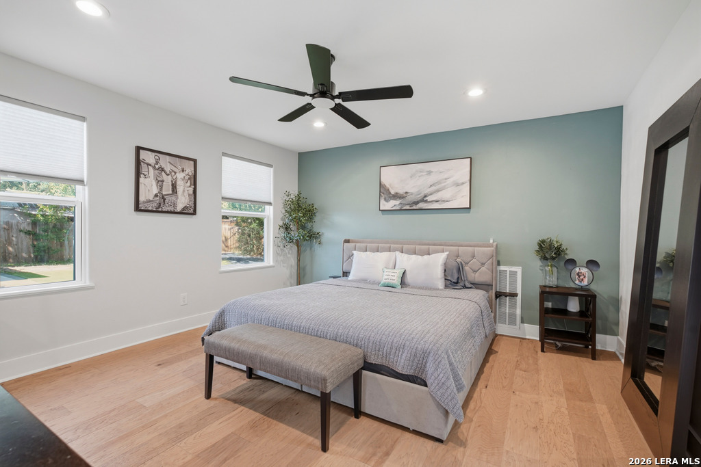 275 E Fair Oaks Place Alamo Heights TX 78209