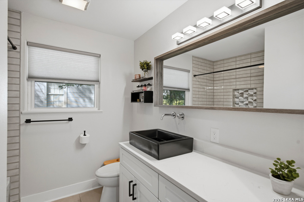 275 E Fair Oaks Place Alamo Heights TX 78209