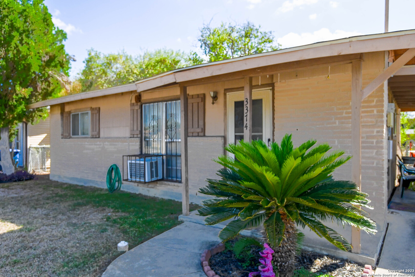 3374 J Street San Antonio TX 78220