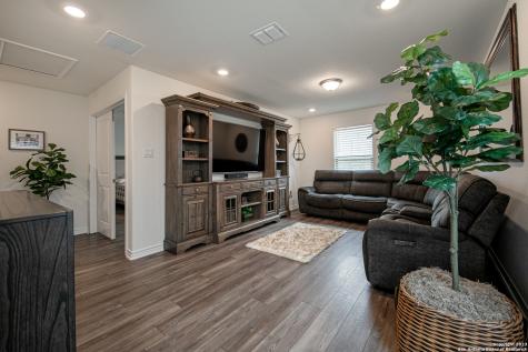 10007 Overlook Point San Antonio TX 78245