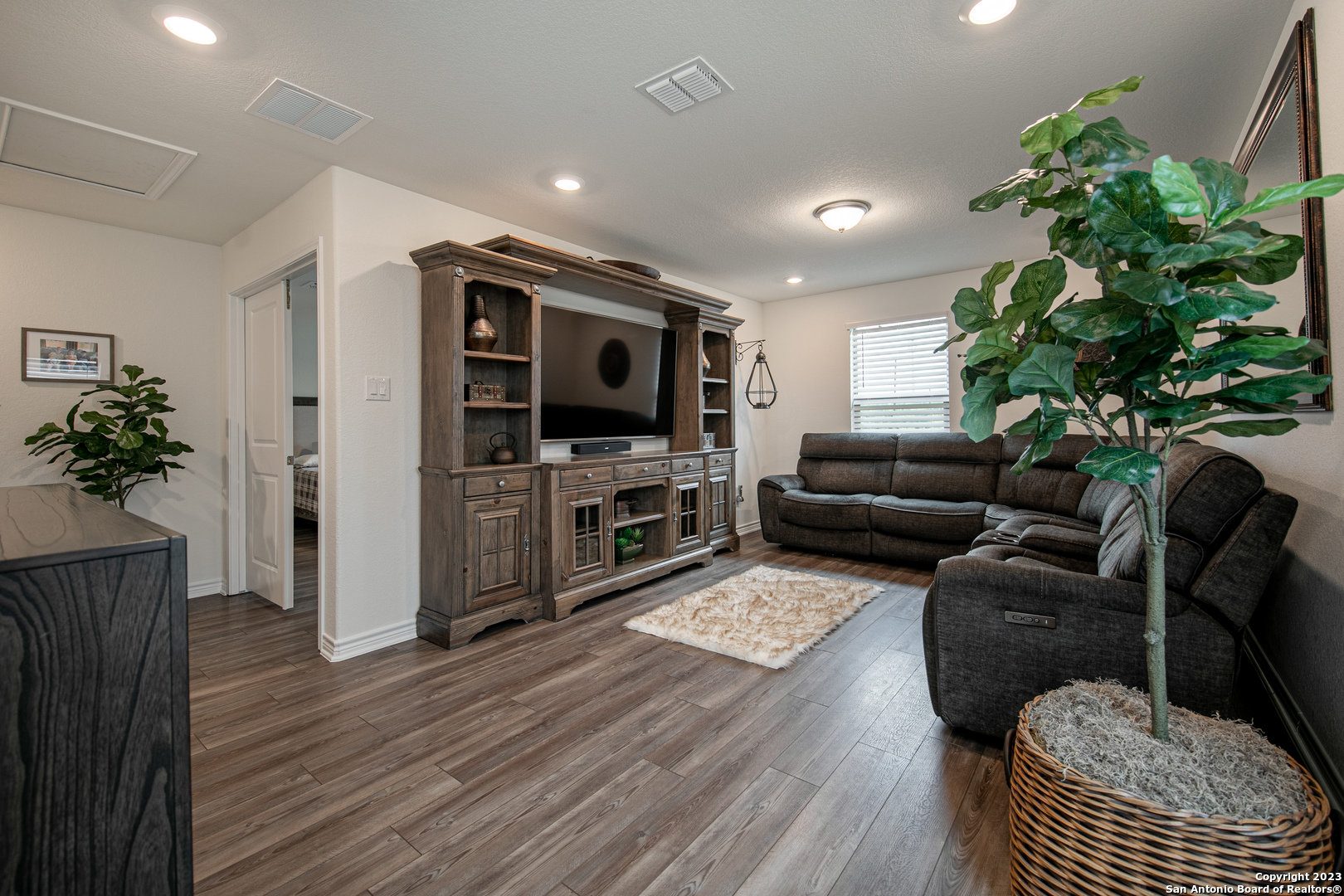 10007 Overlook Point San Antonio TX 78245