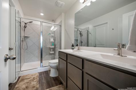 10007 Overlook Point San Antonio TX 78245