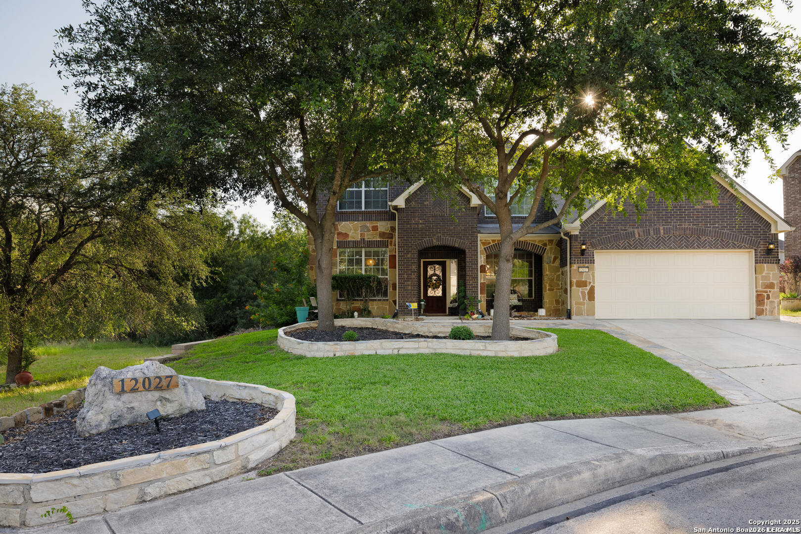 12027 Hunt Estate San Antonio TX 78253