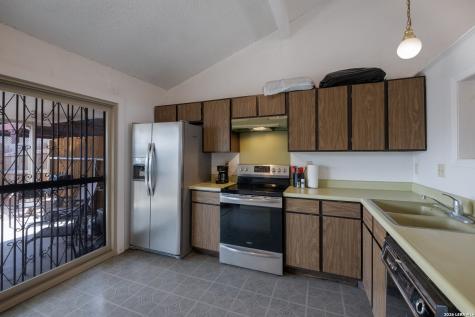 6602 Spring Lark Street San Antonio TX 78249