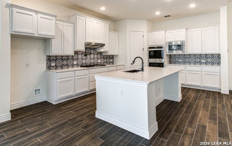 593 Vale Court New Braunfels TX 78132