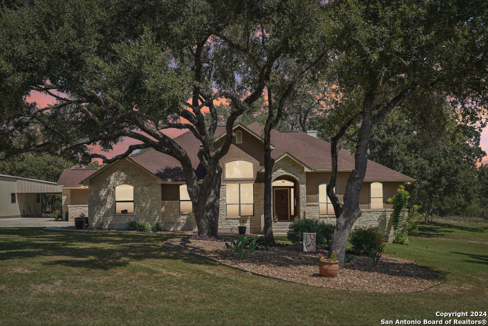 209 Rosewood Drive La Vernia TX 78121